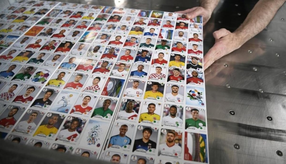 Así se hacen las figuritas del clásico álbum Panini | FOTOS