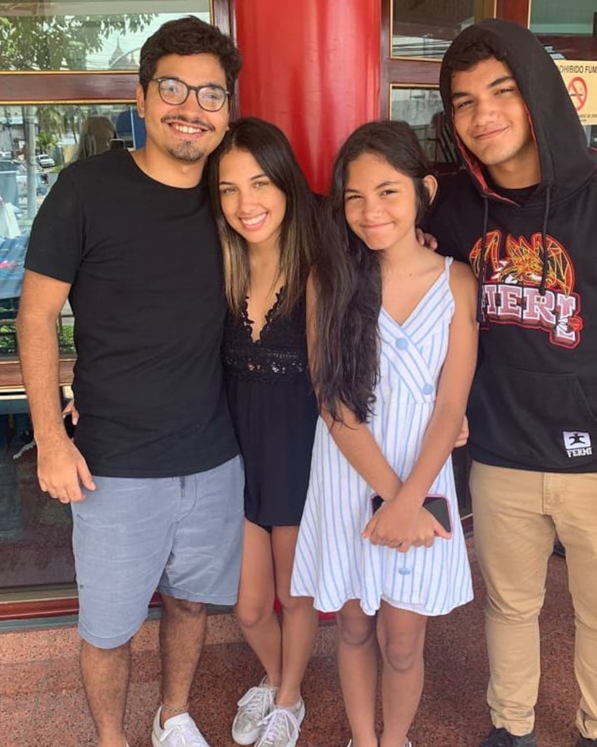 Blandón recupera el tiempo que le quitó la política con su familia. Habla de la relación con su padre y mucho más +Fotos