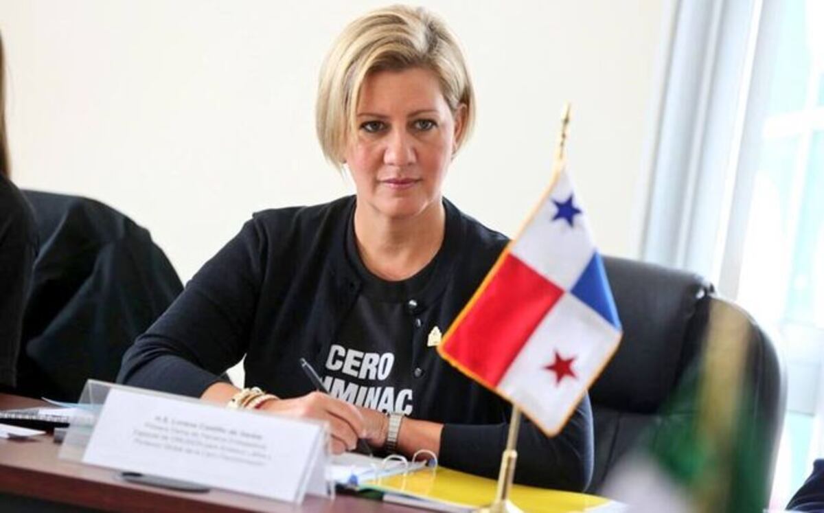 ROMPE EL SILENCIO.Primera Dama explica por qué no fue a la marcha por la familia