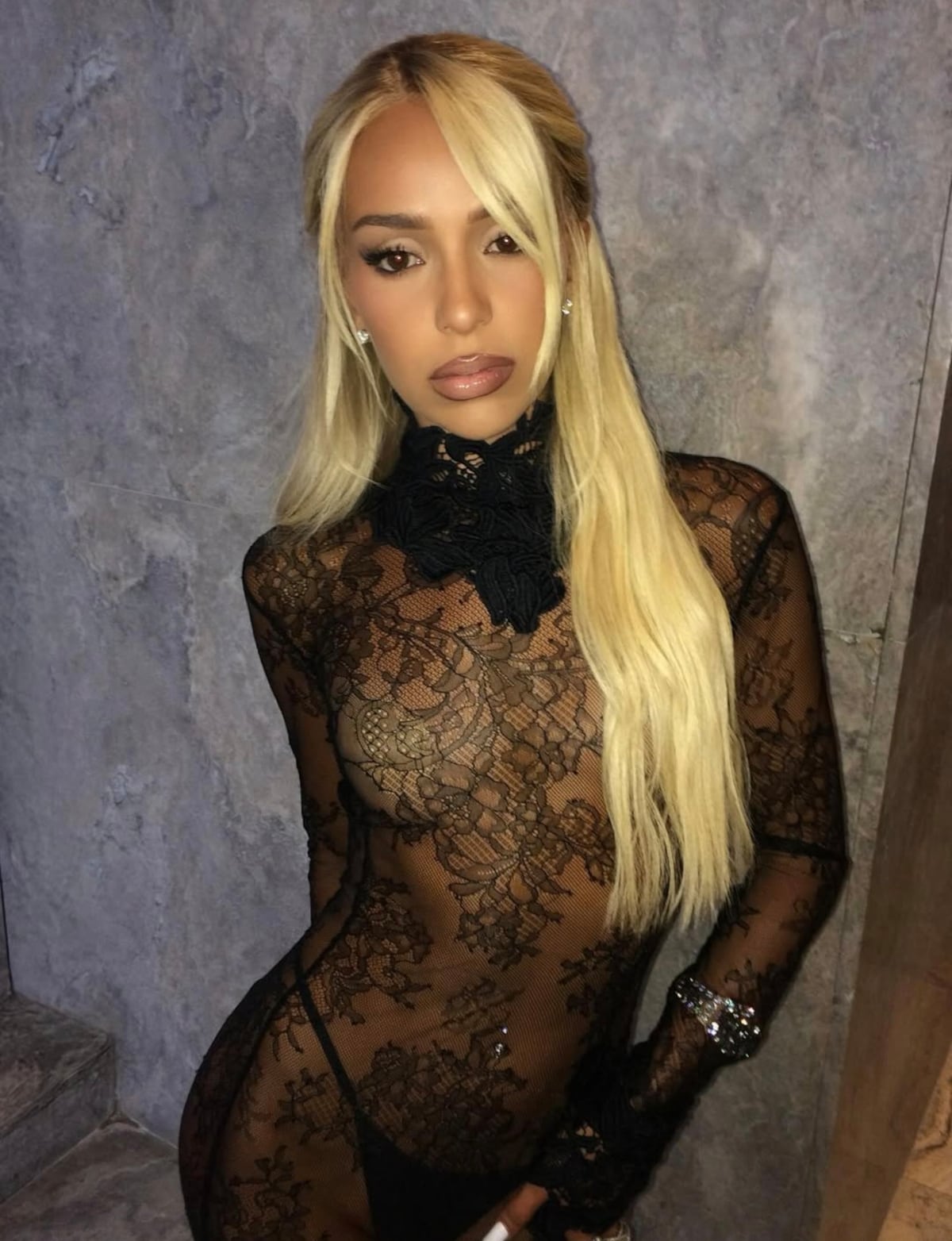 Bad Gyal prende Panamá por traje transparente junto a ‘uniformados’ y destapa la doble moral que denunció Yaneth Marín 