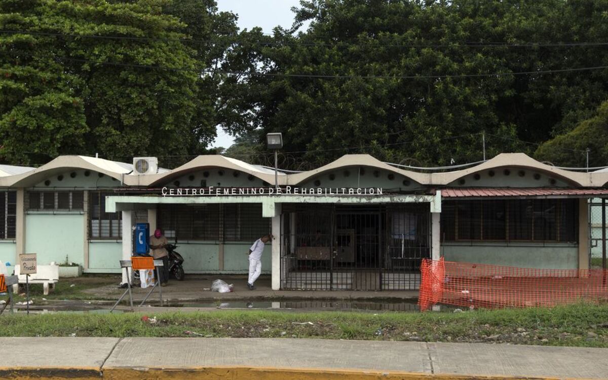 Reyerta en la cárcel de mujeres termina en el hospital