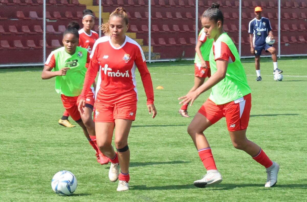 Raiza pide ‘buen toque’ y ‘agresividad’ a las chicas