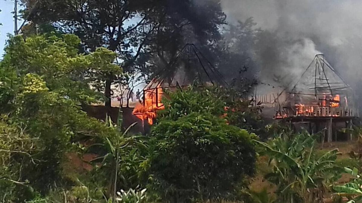 Cuatro casas se queman en comunidad Emberá Quera