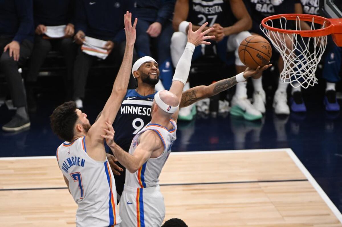 Los Wolves necesitan un milagro para frenar a Shai y seguir vivos en el Oeste