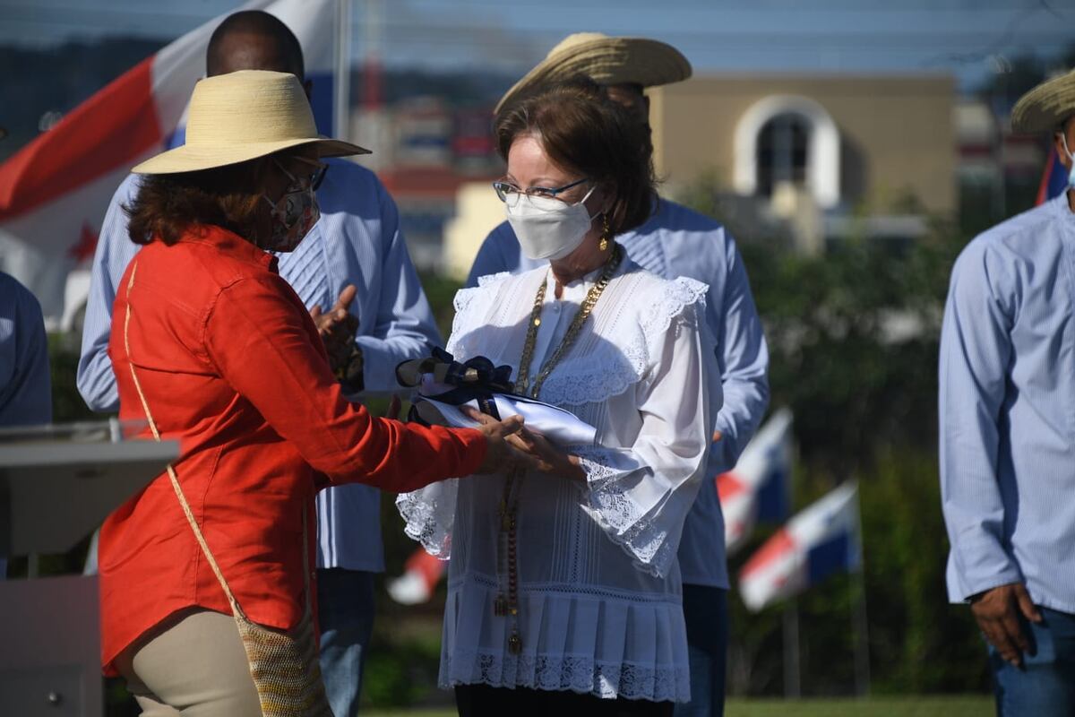 Comparten calendario para conmemorar los 200 años de independencia