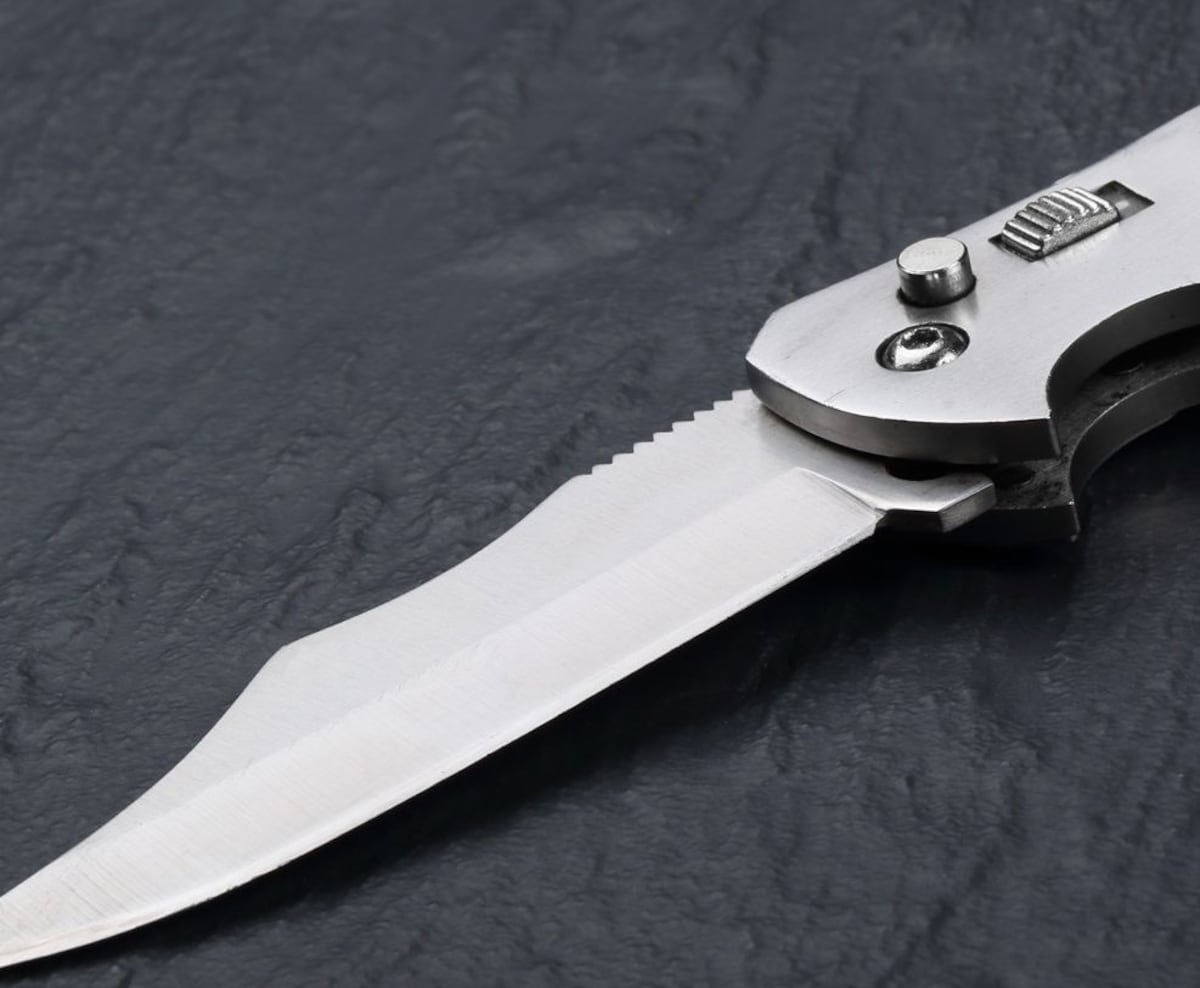 Una niña de 2 años muere tras presunto ataque de su madre