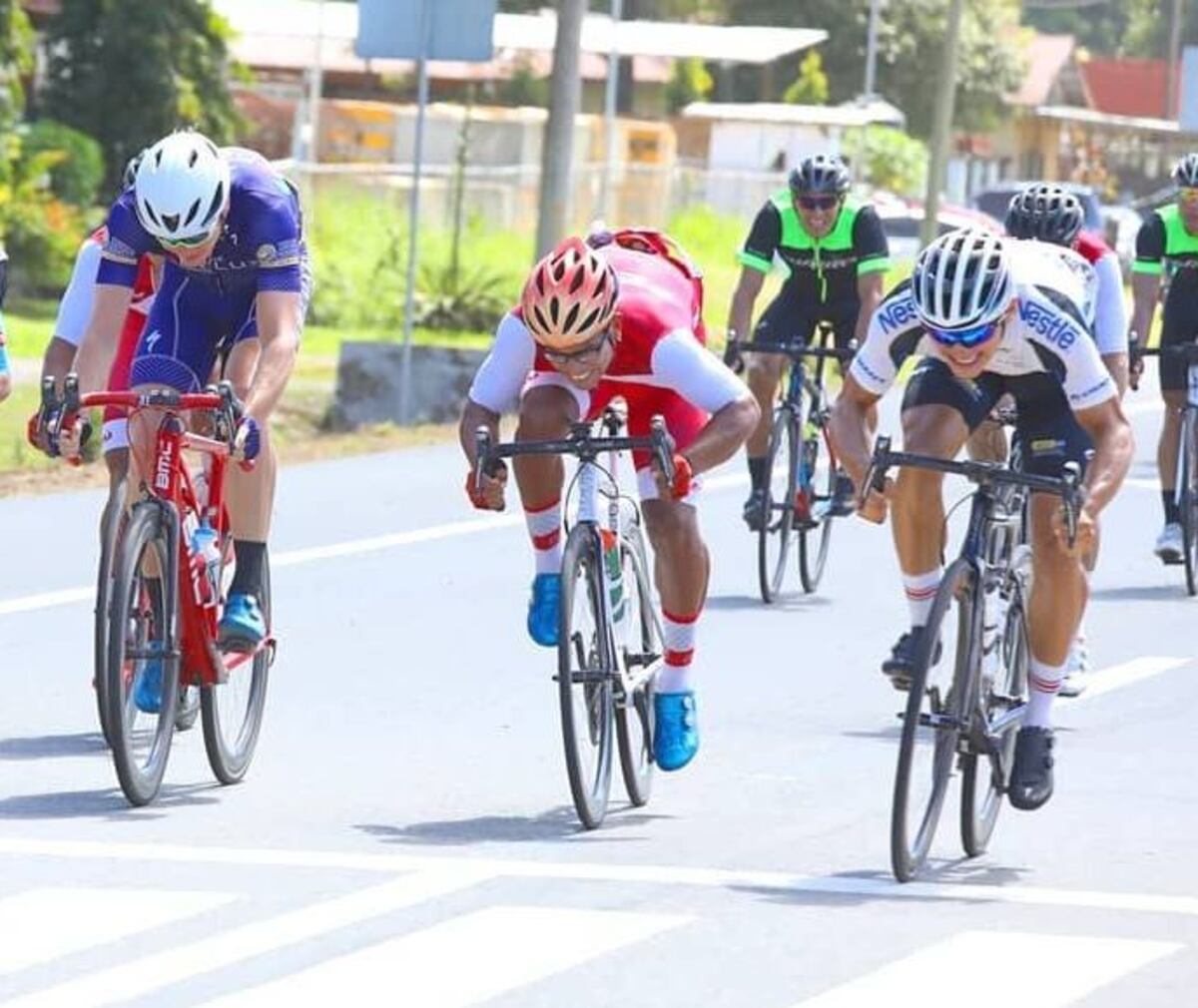 Tico Jiménez se apoderó de la primera etapa de la Vuelta a Chiriquí