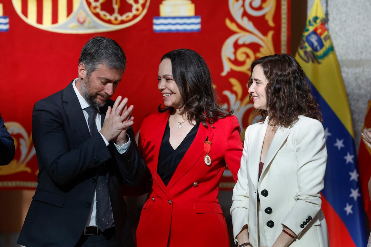 María Corina Machado recibe Medalla de Oro en Madrid y lidera multitudinaria manifestación