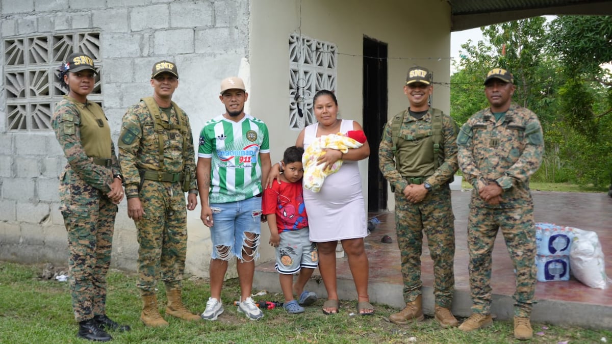 Un milagro en medio del caos: una bebé nace en carpa hospitalaria instalada por el Senafront tras el terremoto en Panamá; autoridades brindan detalles