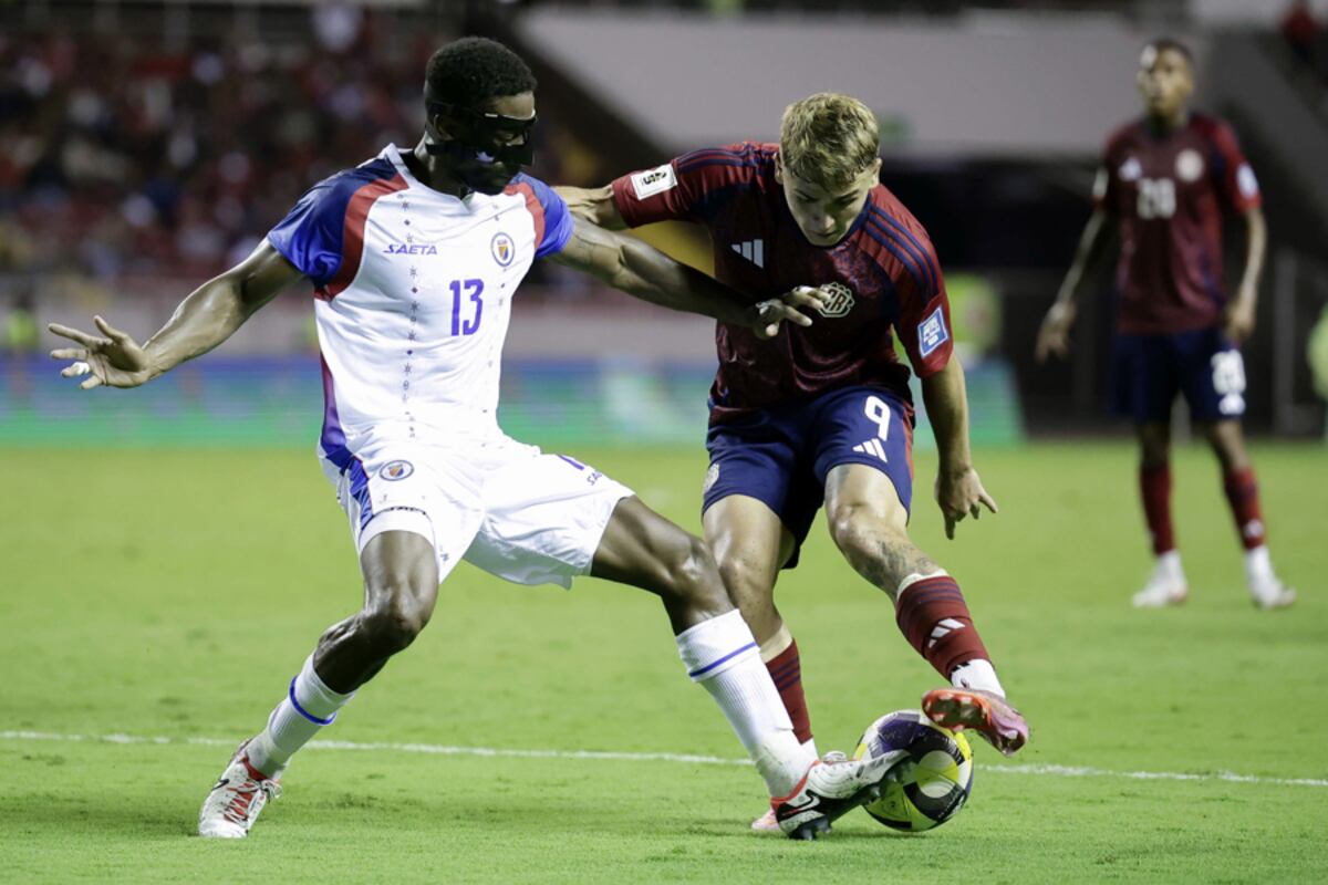 ¡Fuera Piojo! La afición tica explotó en enojo tras el empate con Haití en San José