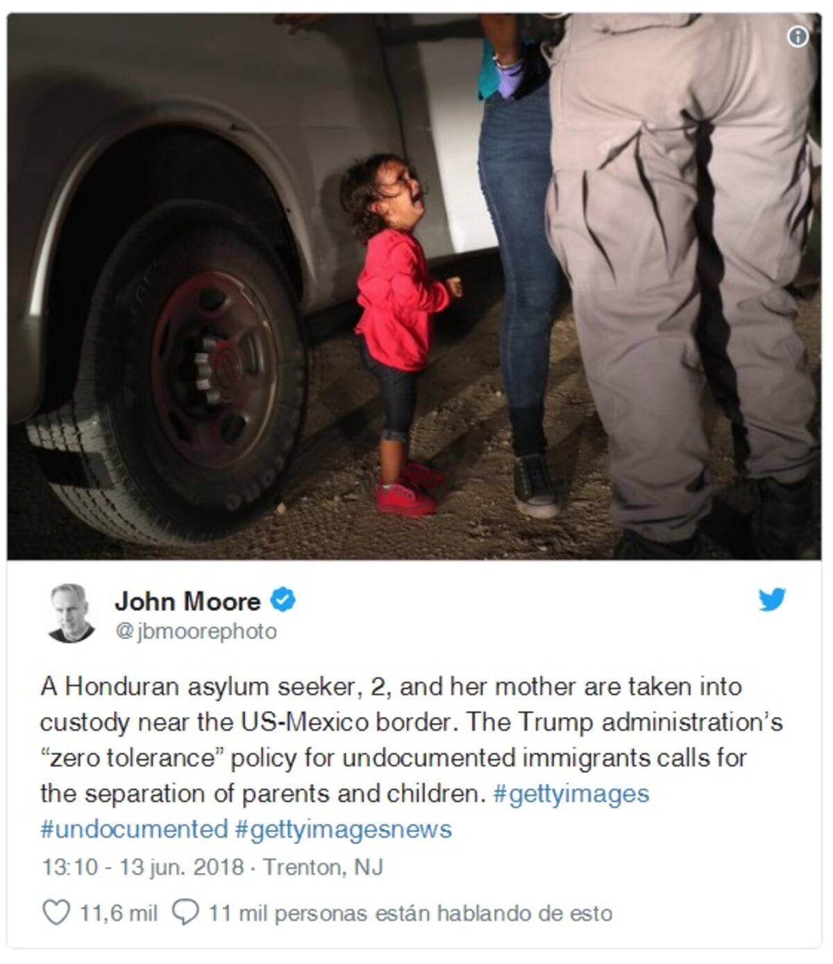 Esta es la historia detrás de la icónica foto del sufrir de los inmigrantes