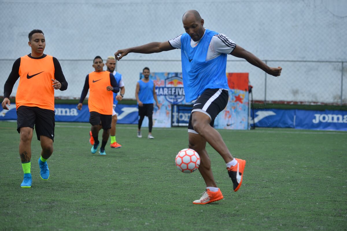 Inicia la carrera por el gran premio de jugar contra Neymar