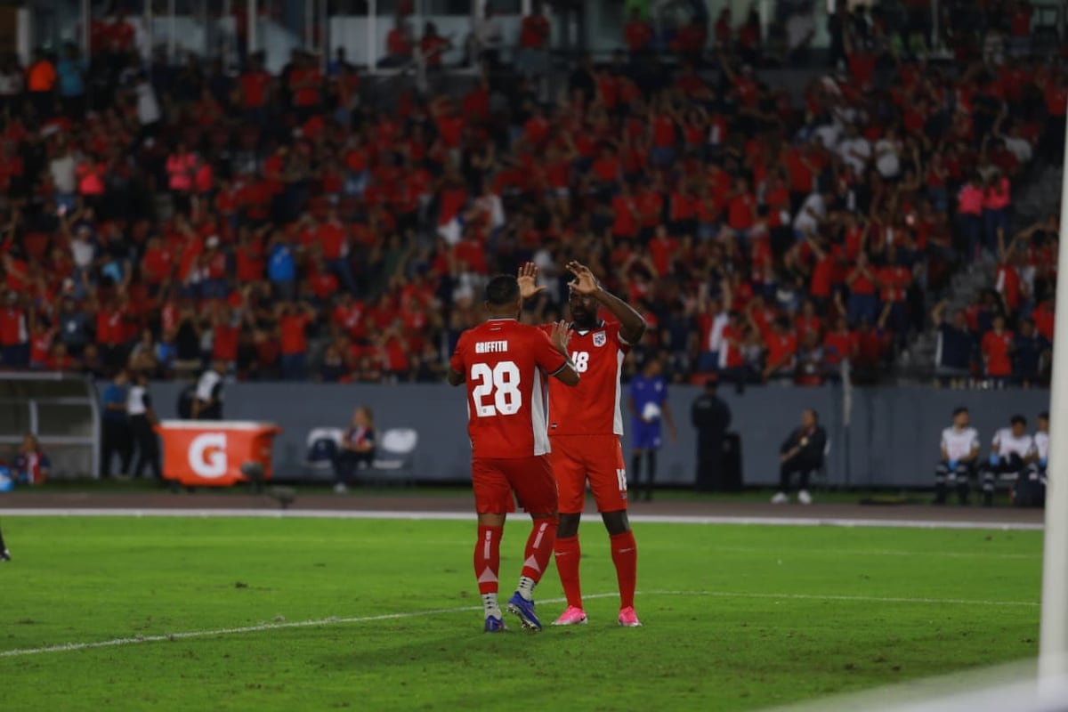 Christiansen mueve el tablero de Panamá y prueba la nueva generación que viene con potencia y talento