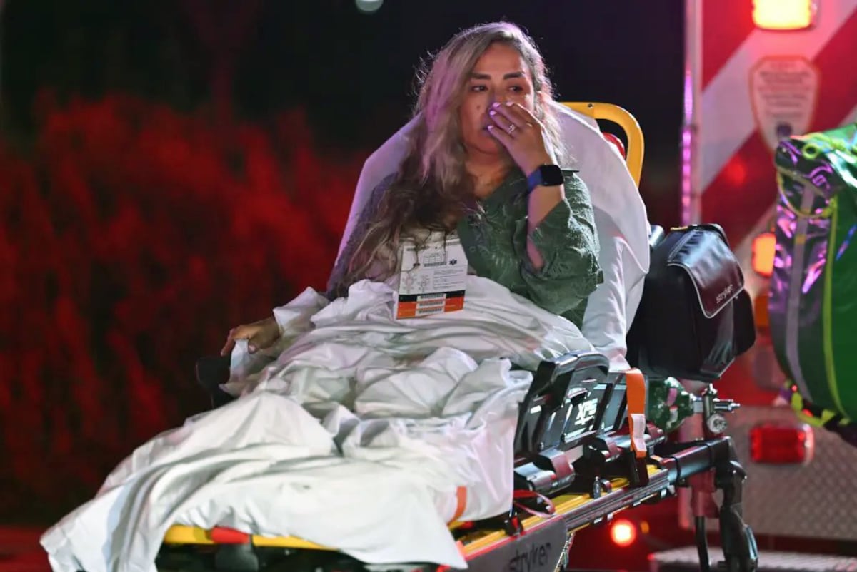 Bebé muere al volcar lancha en Nueva York