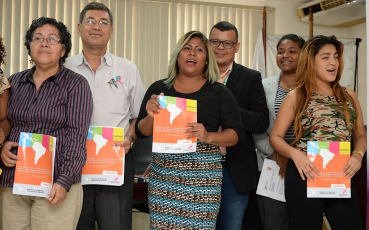 ¡OH MY GOD! 'Fuerzas de seguridad solicitan servicios sexuales en Panamá'