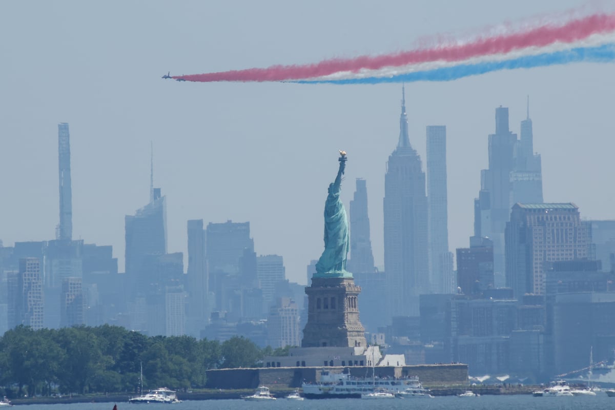 Estados Unidos festeja 250 años en medio de récord de calor y diferencias