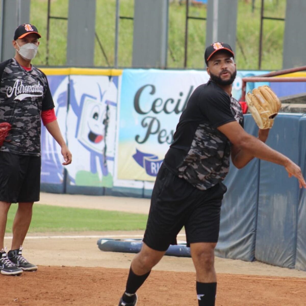 Astronautas inician su preparación para la Serie del Caribe