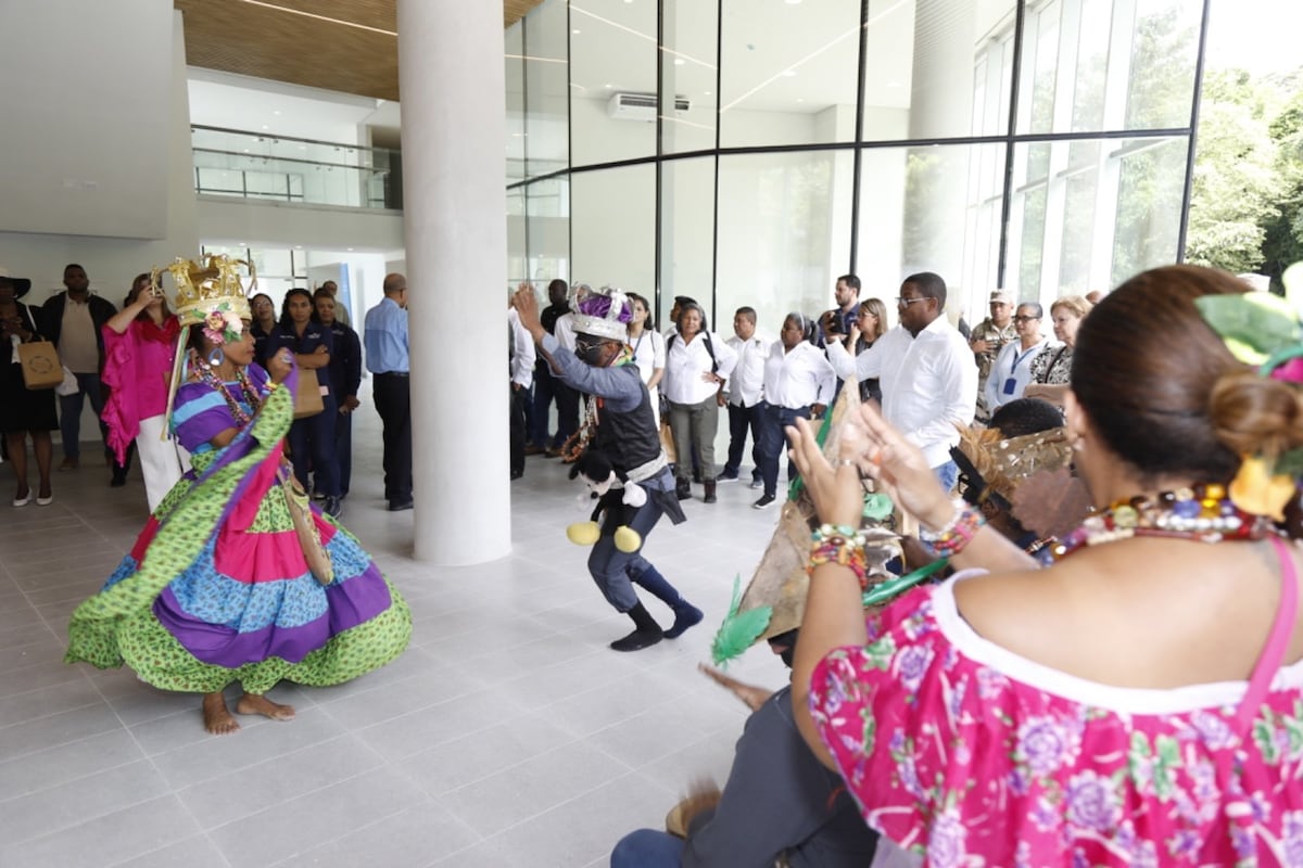 Inauguran centro de visitantes e interpretación del Castillo de San Lorenzo en Colón
