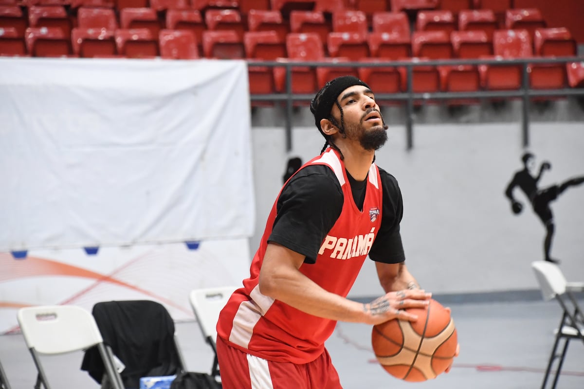 Jhivvan Jackson, baja sensible en la selección panameña