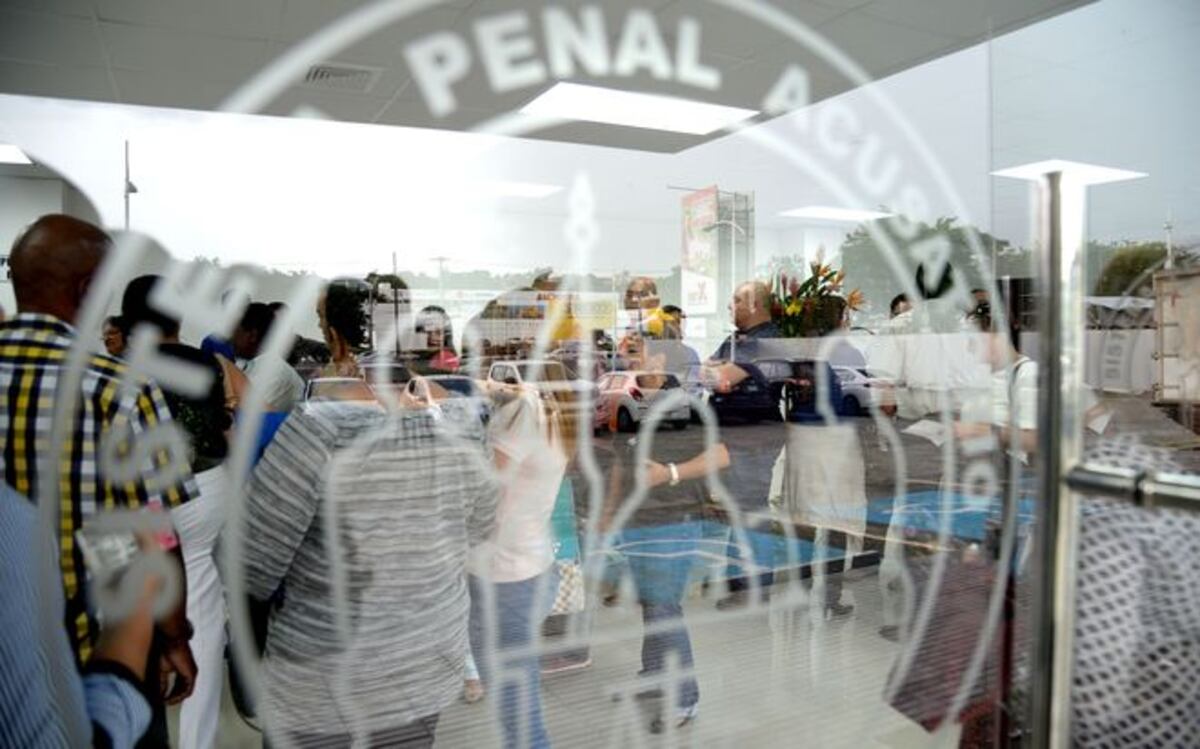 Le imputan cargos a hombre de 44 años que violaba a su propia hija