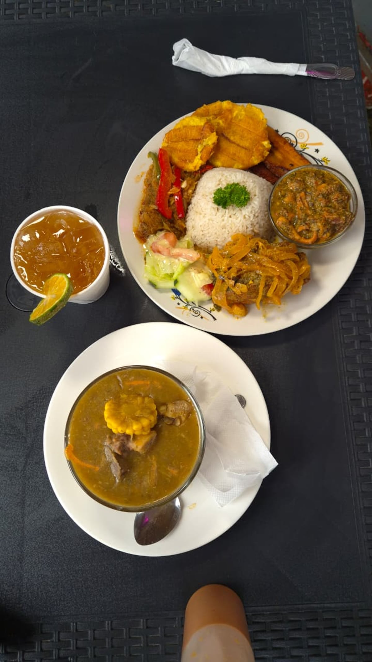 La Casa del Sabor: la sopa y el  recargado de mariscos que conquista Sabanita