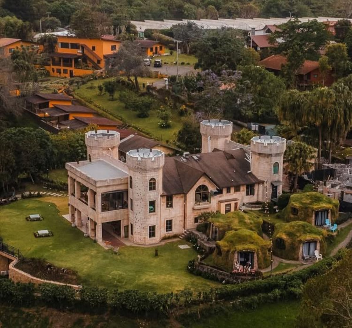 ¡La fiesta del año! Oktoberfest Boquete 2025 llega con todo al Bambuda Castle