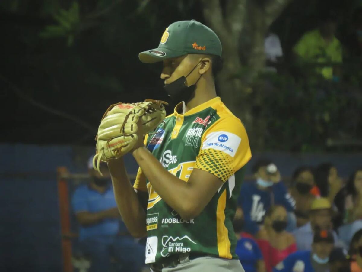 ‘Vaqueros’ vencen a ‘Potros’ con jonrón de Yeremi Sánchez