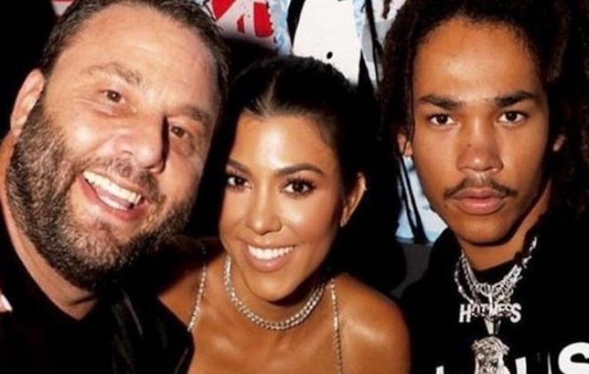 El nuevo novio de Kourtney Kardashian es un actor y modelo de 20 años