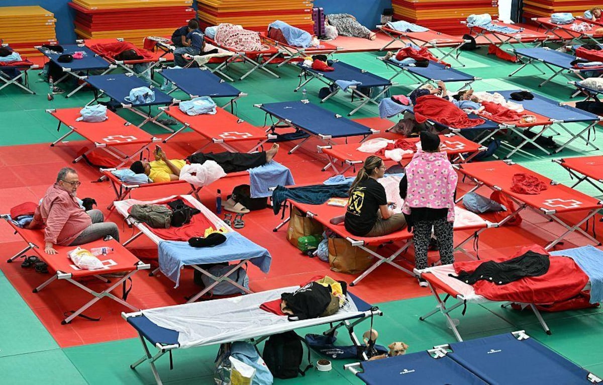 Más de 330 mil personas han sido evacuadas debido a los incendios que arrasan España y Francia