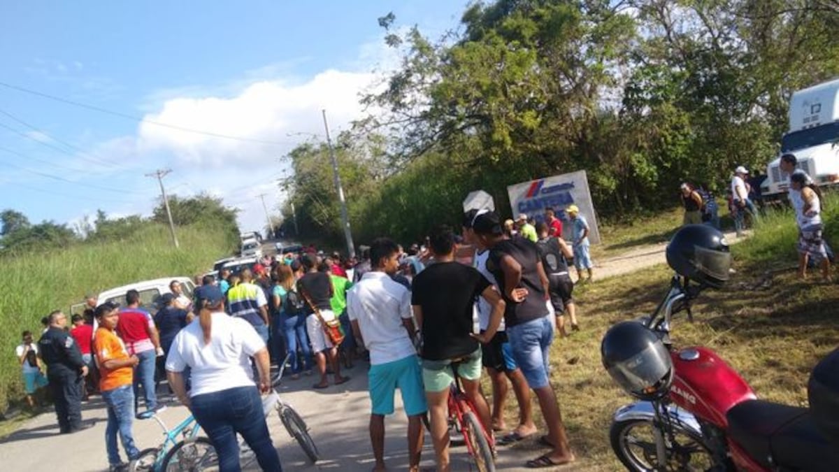 ¡AY, SANTO! Asesinan a una joven en el sofá de su casa. Un policía involucrado 