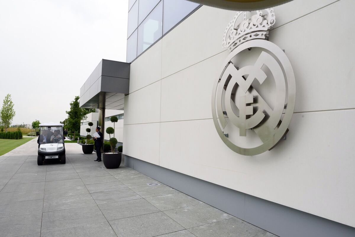 Real Madrid es puesto en cuarentena por positivo de jugador