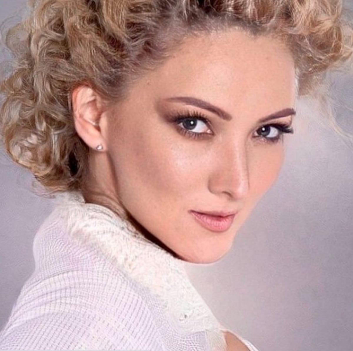 Erika Ender se cuestiona si enseñar el cuerpo o el cerebro