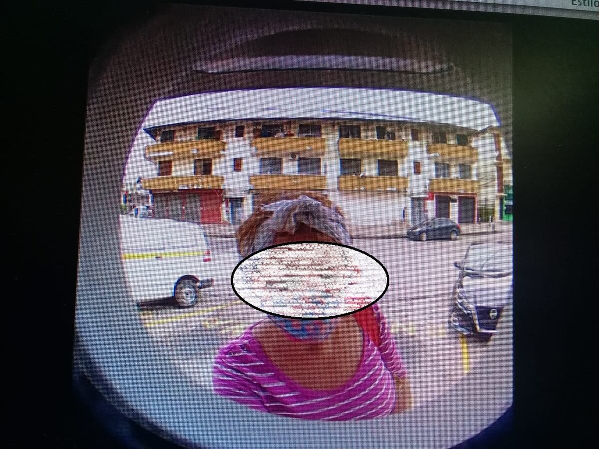 La más buscada. Mujer de avanzada edad anda estafando abuelitos de 120 a los 65 en los cajeros automáticos