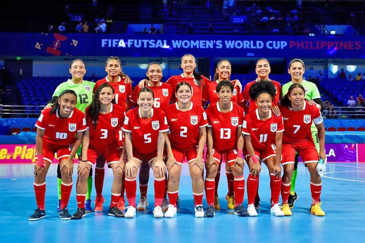 Panamá sufre goleada 6-2 ante Irán y queda fuera del Mundial