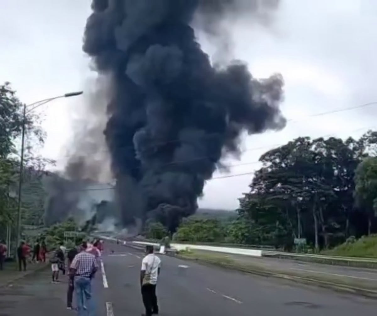 LO ÚLTIMO. Confirman víctima fatal tras explosión de cisterna que paralizó la Interamericana en Veraguas + VÍDEO