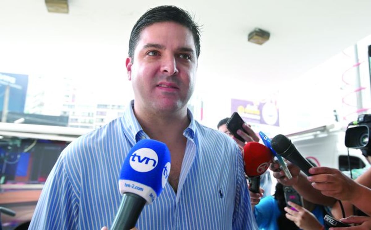 Exministro recibió dos millones de Odebrecht. Ahora tendrá que pagar uno