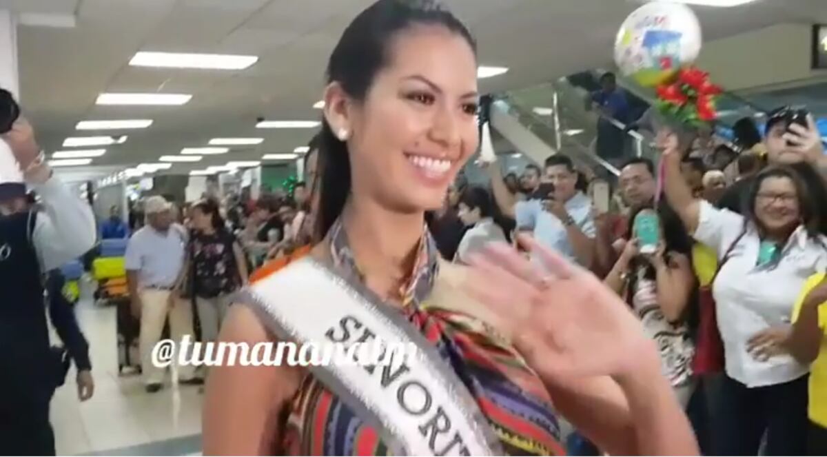 Llegó Rosa Montezuma tras el Miss Universo y muchos la fueron a recibir