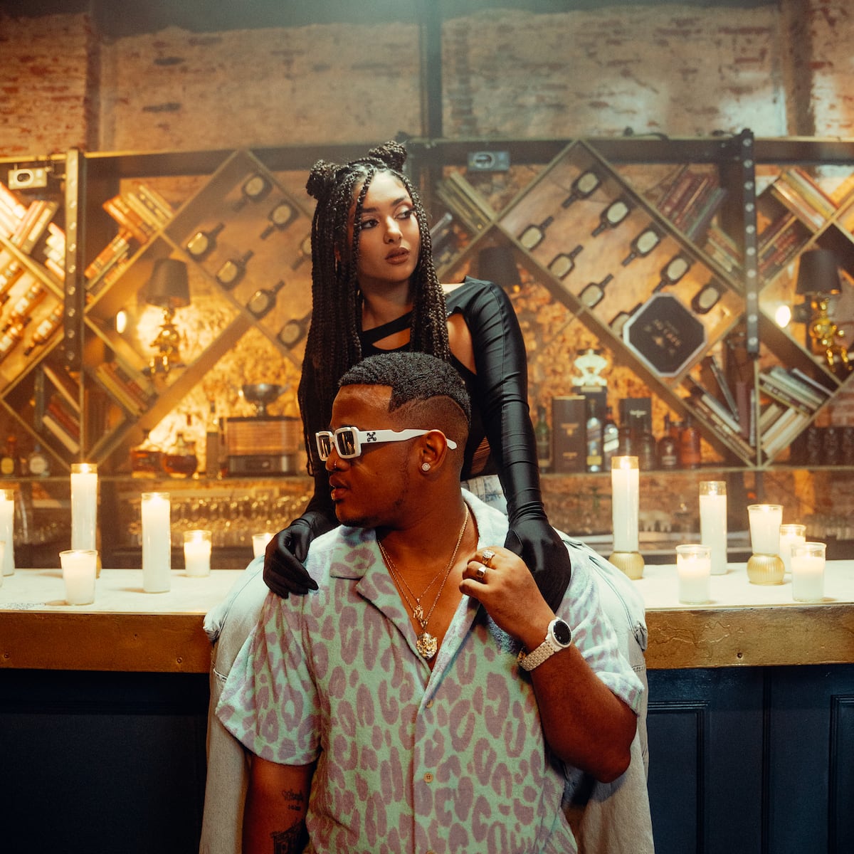 Farah y Mole Music unen sus voces en “Ya No Más”