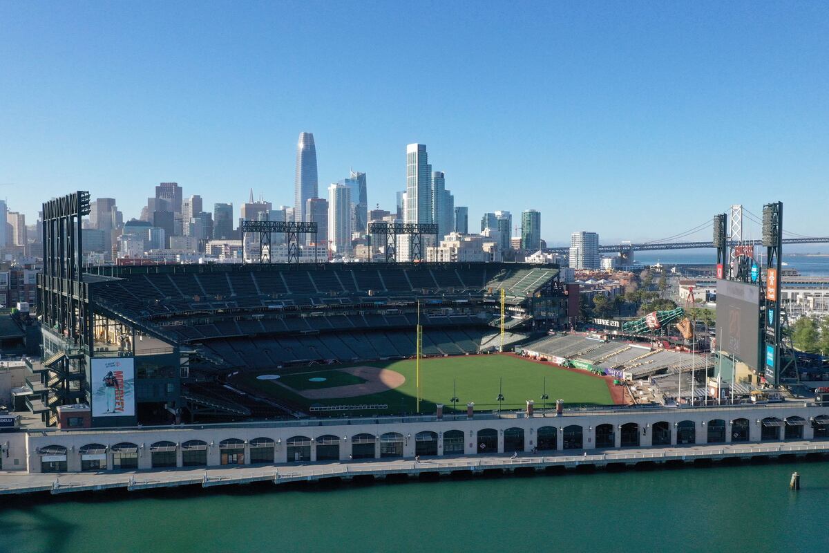 Grandes Ligas posterga inicio de temporada hasta mayo por coronavirus