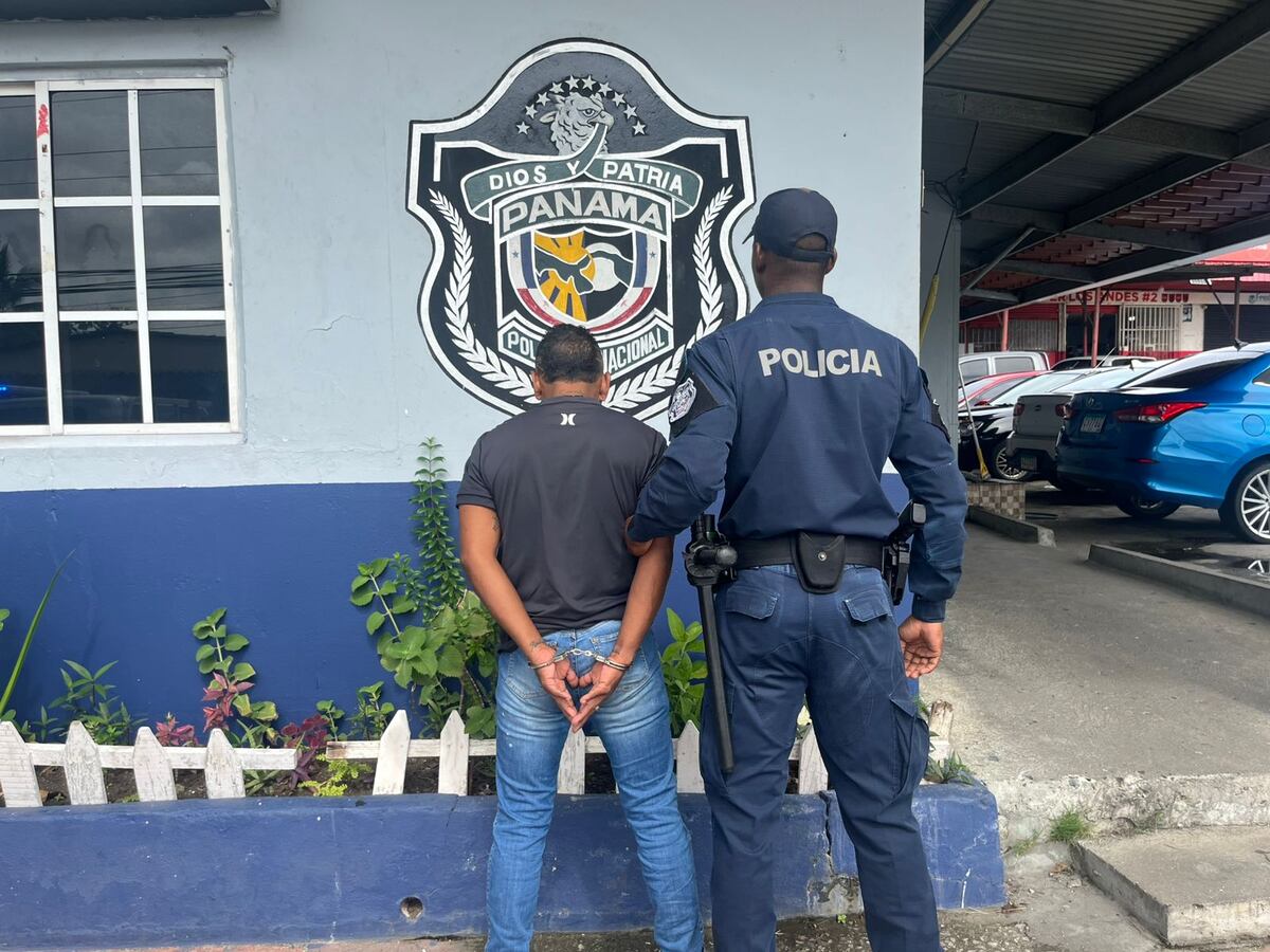 ¡Cayeron en el Metro! los buscaban por estafa y violencia doméstica