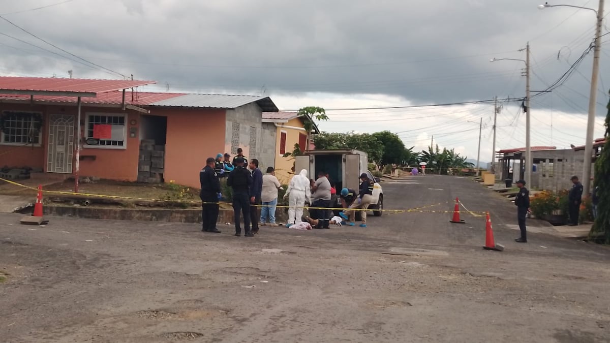 Doble crimen a plena luz del día estremece la barriada “Los Jardines” en Pacora