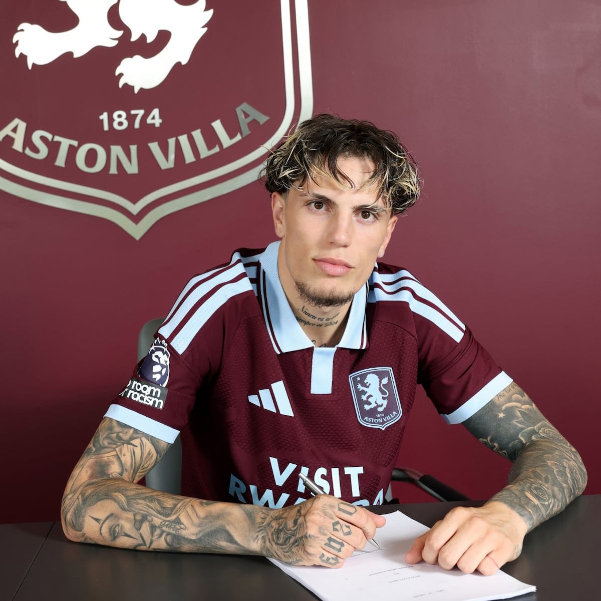 Aston Villa apuesta por Alejandro Garnacho