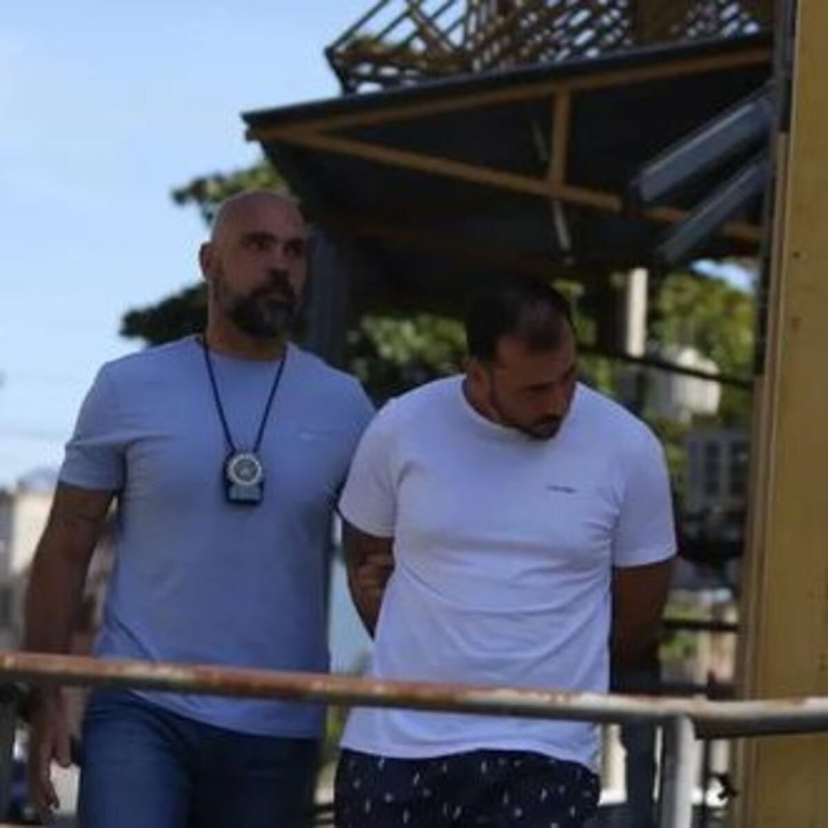 Médico depravado abusó de varias mujeres mientras les hacían cesárea | Video