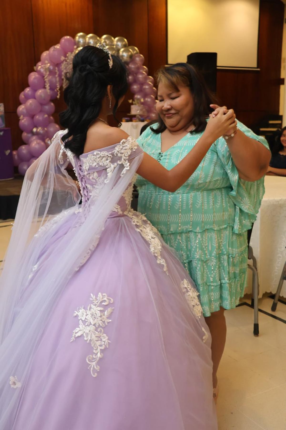 Los 15 que nacieron en Curundú: la historia de Danna, la niña que encontró en la música su forma de soñar