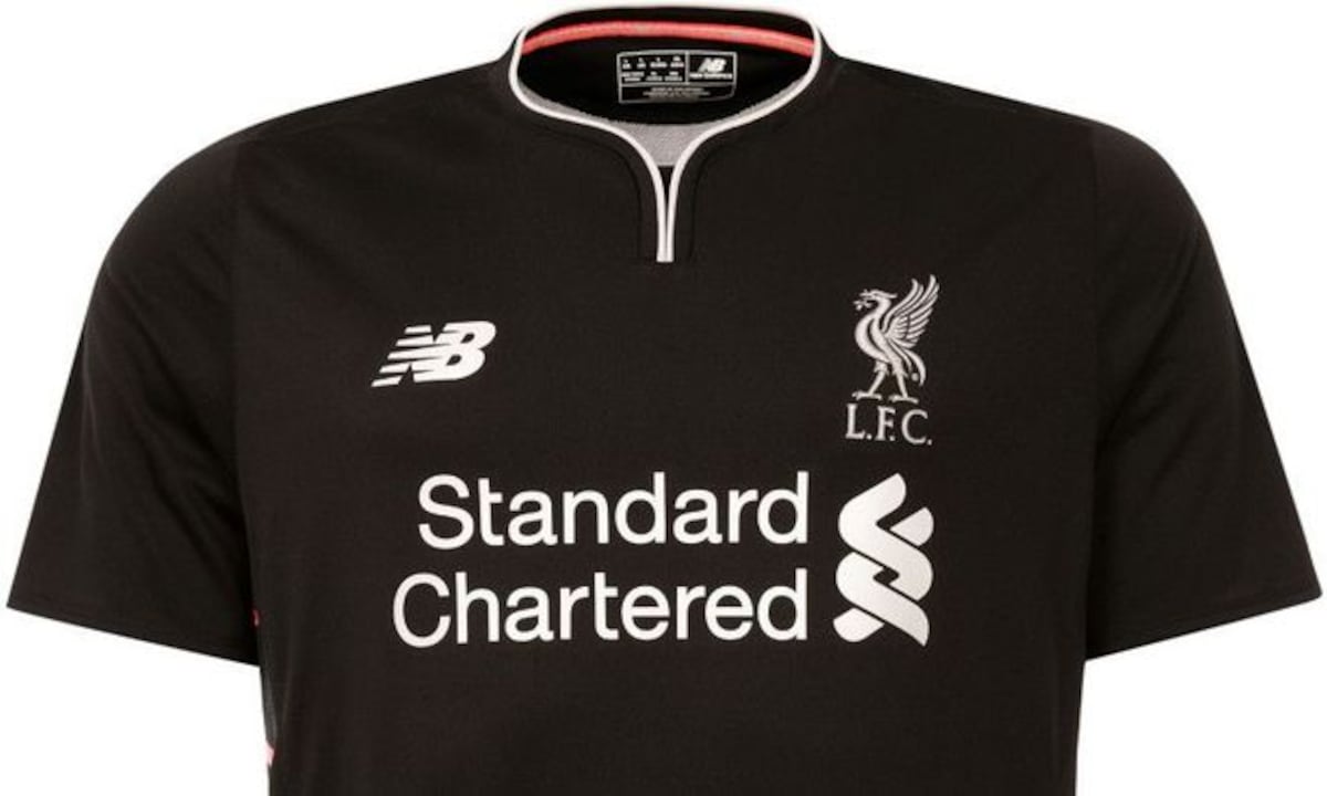  La nueva camiseta de la 'sele' es comparada a la de Liverpool. Chequeen.