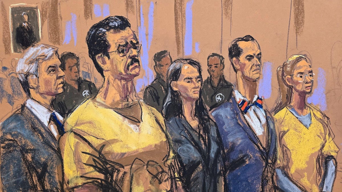 Estados Unidos suma cargos por tortura contra Nicolás Maduro y Cilia Flores