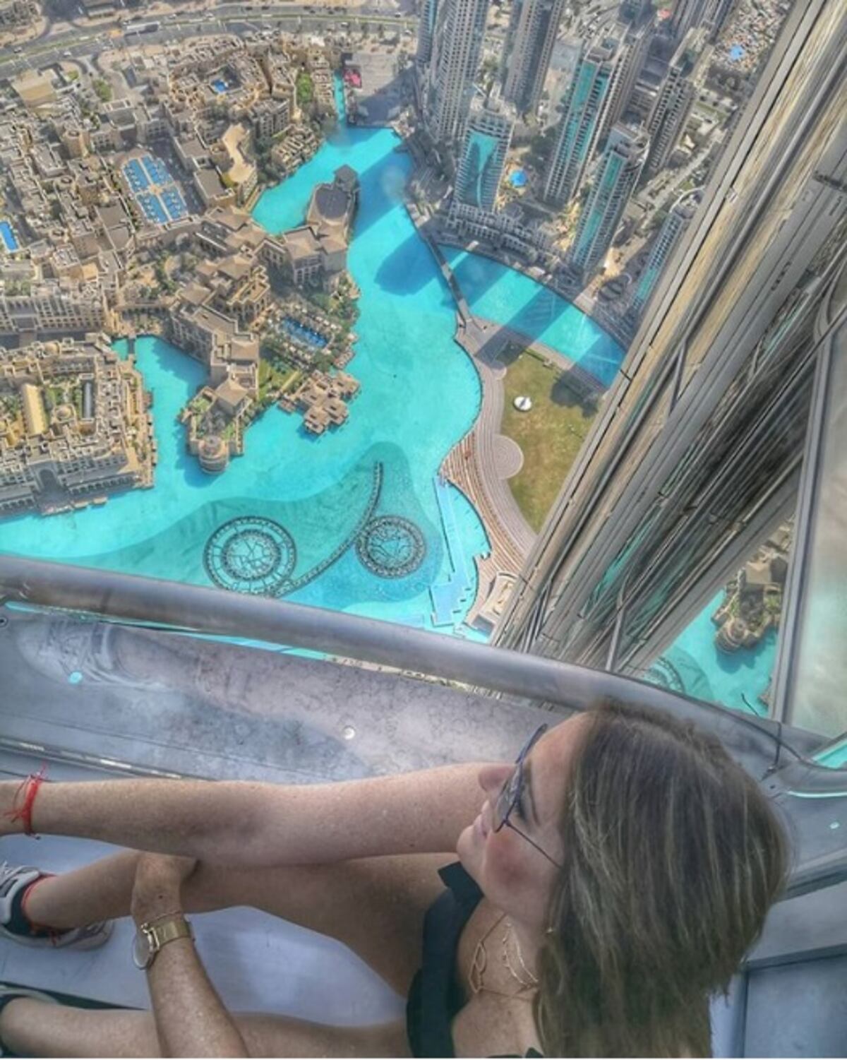 Luego del cierre de 'Esto es Guerra', Bettina se fue Dubái para sentirse mejor