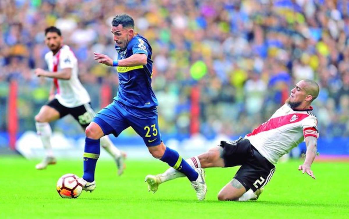 Estas son las alineaciones para el Superclásico argentino de este sábado