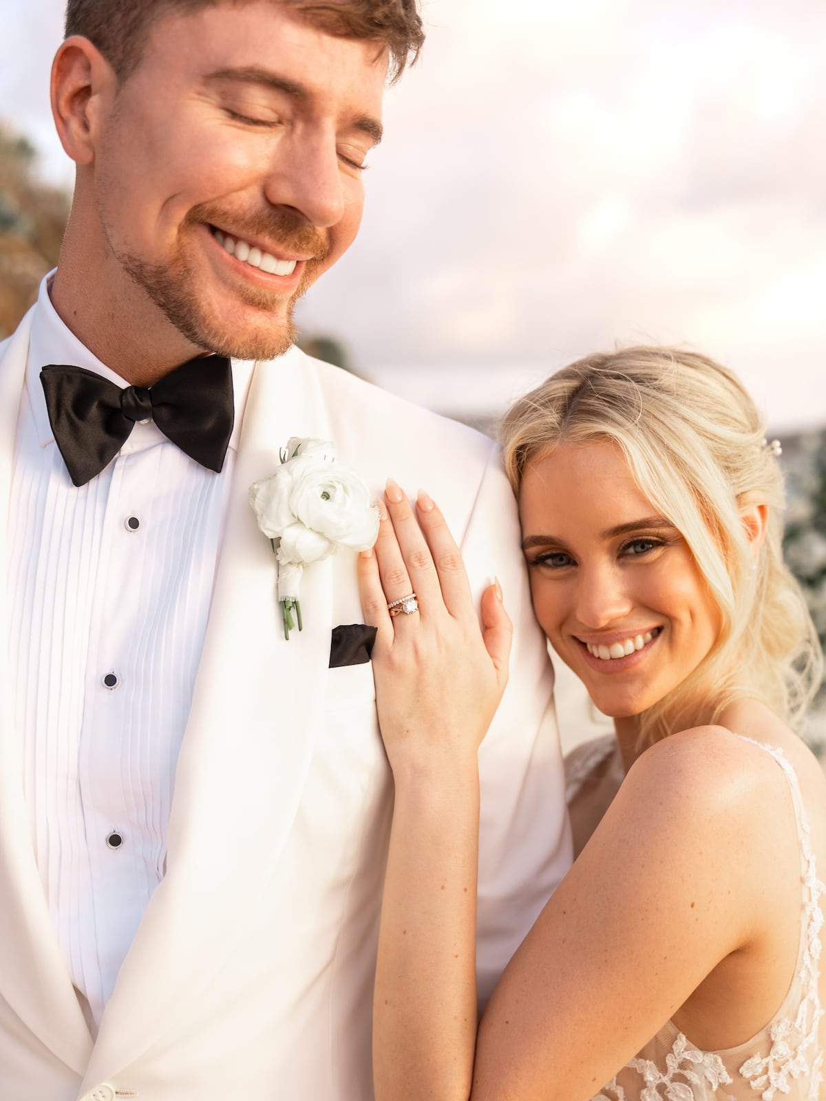 ‘El mejor día de mi vida’: MrBeast comparte las imágenes de su romántico matrimonio frente al mar