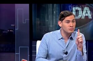 Juan Diego afirma que hay diputados ladrones y reacciona a críticas de Benicio sobre su virilidad. Video